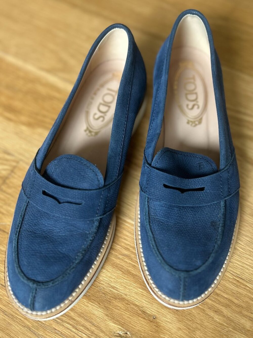 TODS, Women's Gommino Loafers in Navy Suede, 35